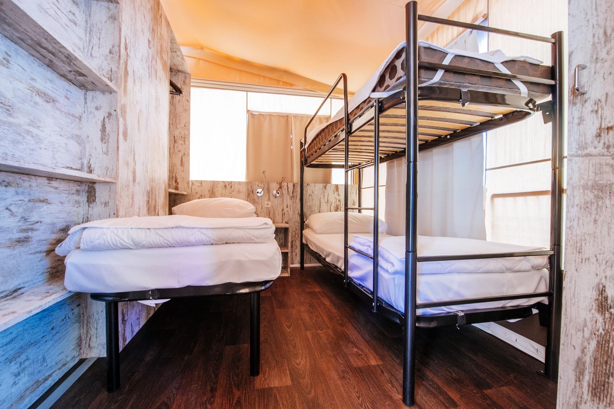 Zaton Holiday Resort Mobile Homes 닌 외부 사진