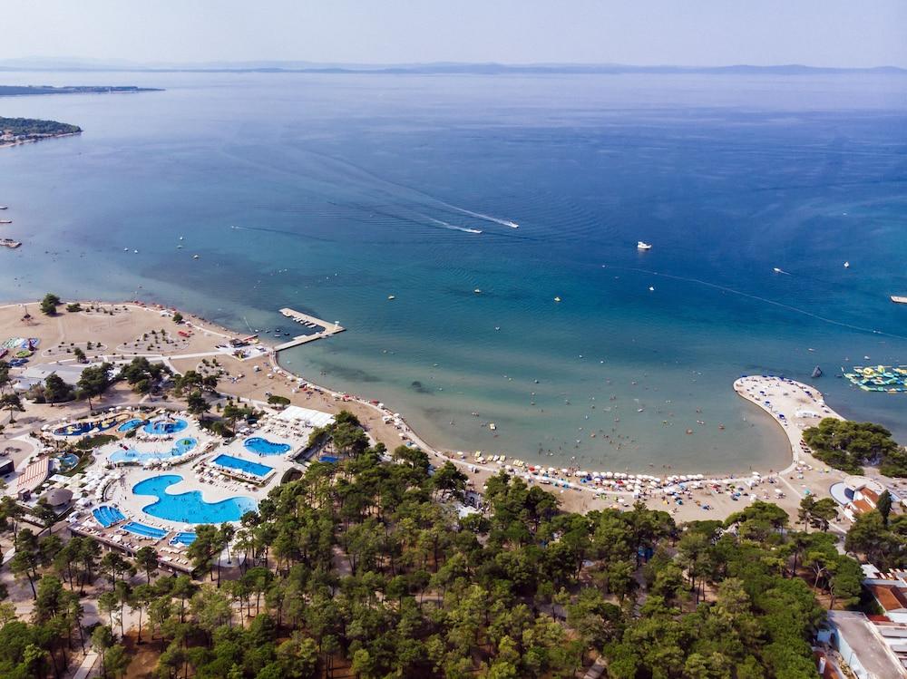 Zaton Holiday Resort Mobile Homes 닌 외부 사진