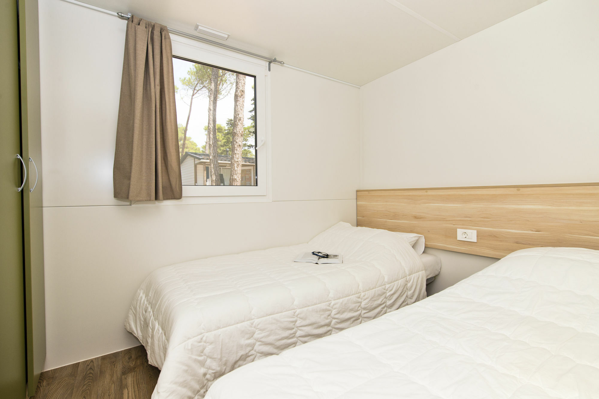 Zaton Holiday Resort Mobile Homes 닌 외부 사진